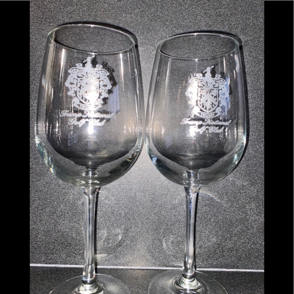 Trump National Golf Course Wine Glasses Set of 2